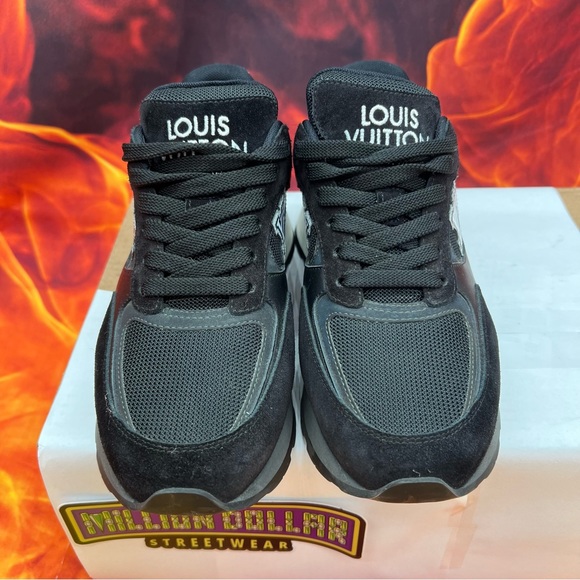 Louis Vuitton run away sneaker LV- 5/7M - Picture 4 of 10